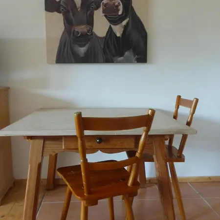 Remise - Schmidsfelden 12 - 88299 *