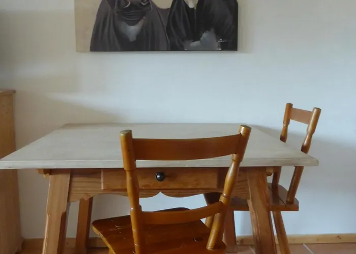 Remise - Schmidsfelden 12 - 88299 *